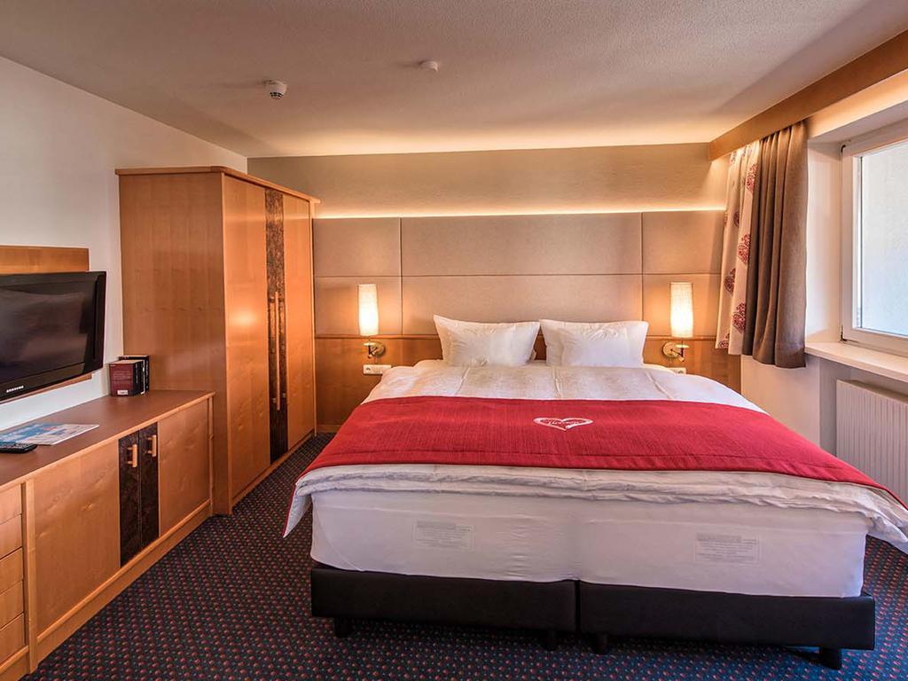 Hotel Universo Serfaus Habitación foto